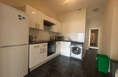 Lockyer Road, Flat 1, Peverell, Plymouth - Image 3